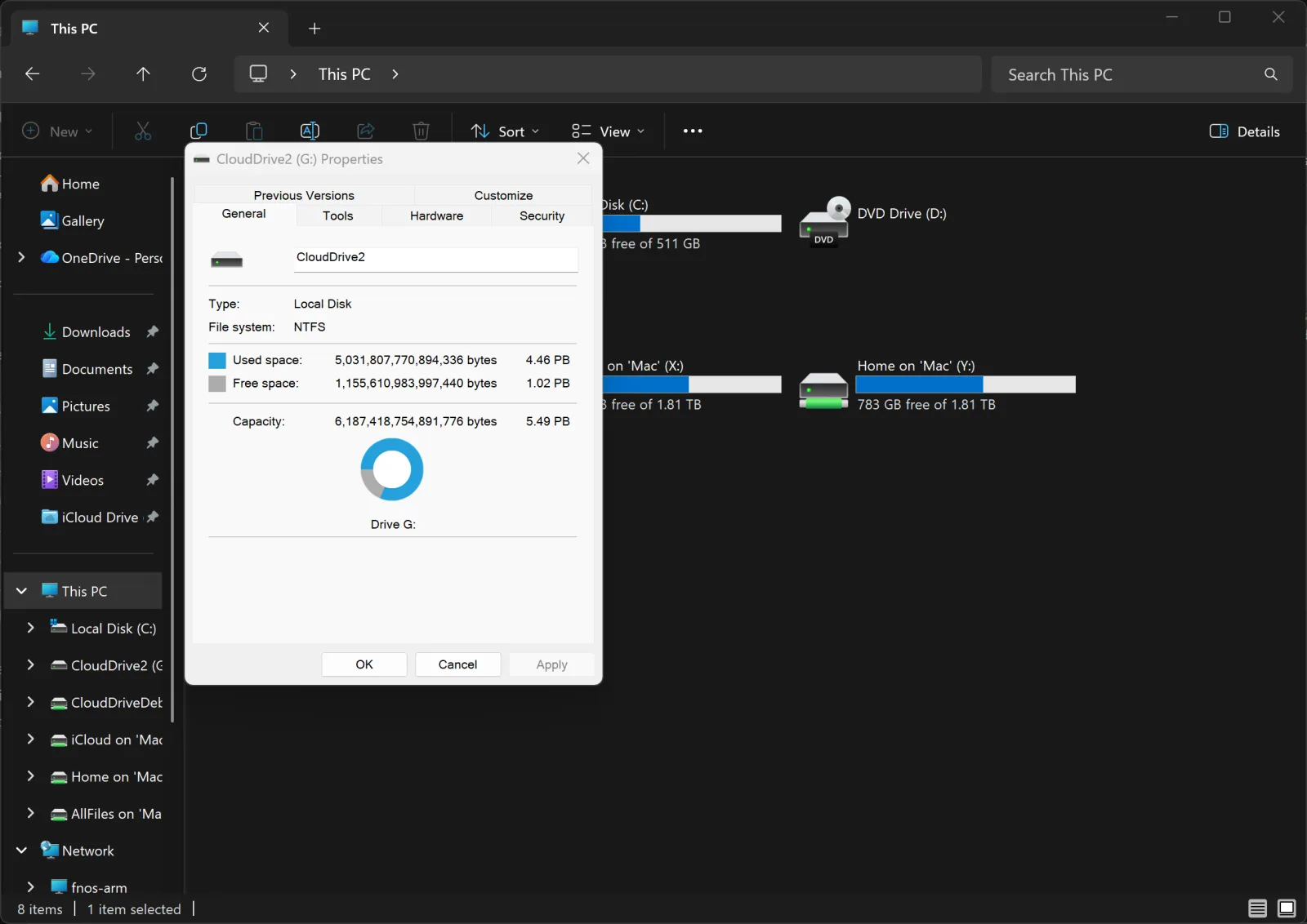 Windows 资源管理器的「此电脑」中出现 CloudDrive2 (G:)，属性对话框显示类型为本地磁盘、文件系统 NTFS，以及 PB 级的容量与已用空间。